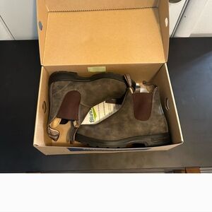 Blundstone women boots 585  size US 7.5 (AU 4.5) rustic Brown